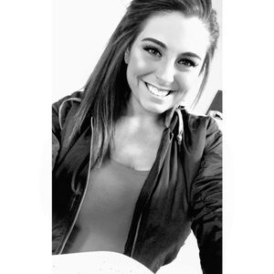 Meet your Posher, Lacy